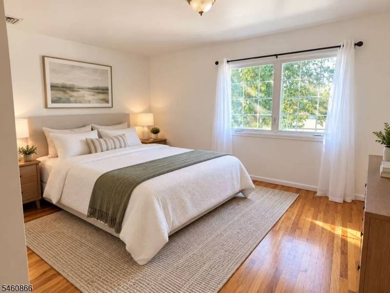 15 Ann St, Harrison Town, NJ 07029