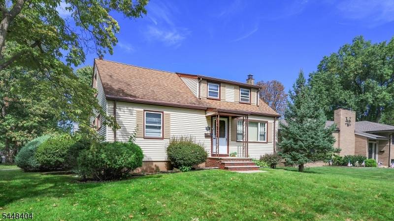 212 Stoughton Ave, Cranford Twp., NJ 07016