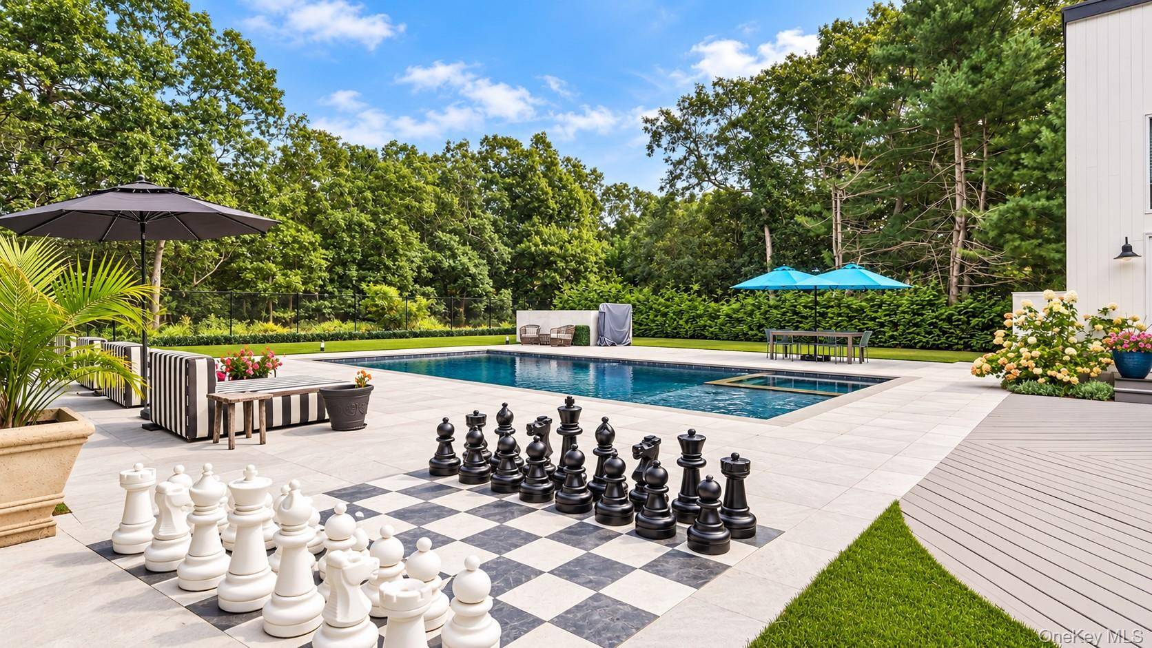 Address not disclosed, East Hampton, NY 11937
