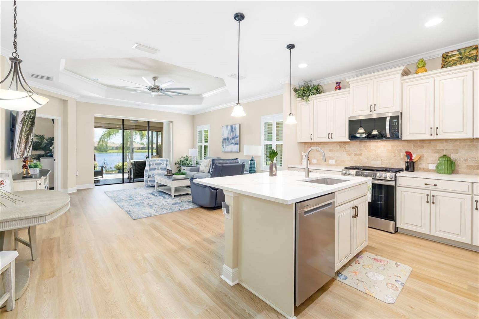 21620 AVON PARK CT, Venice, FL 34293