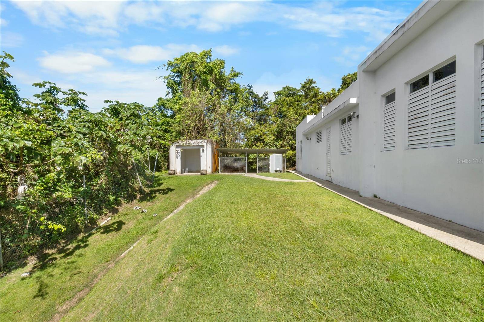908 LOS TRES PUNTOS, Las Piedras, PR 00771
