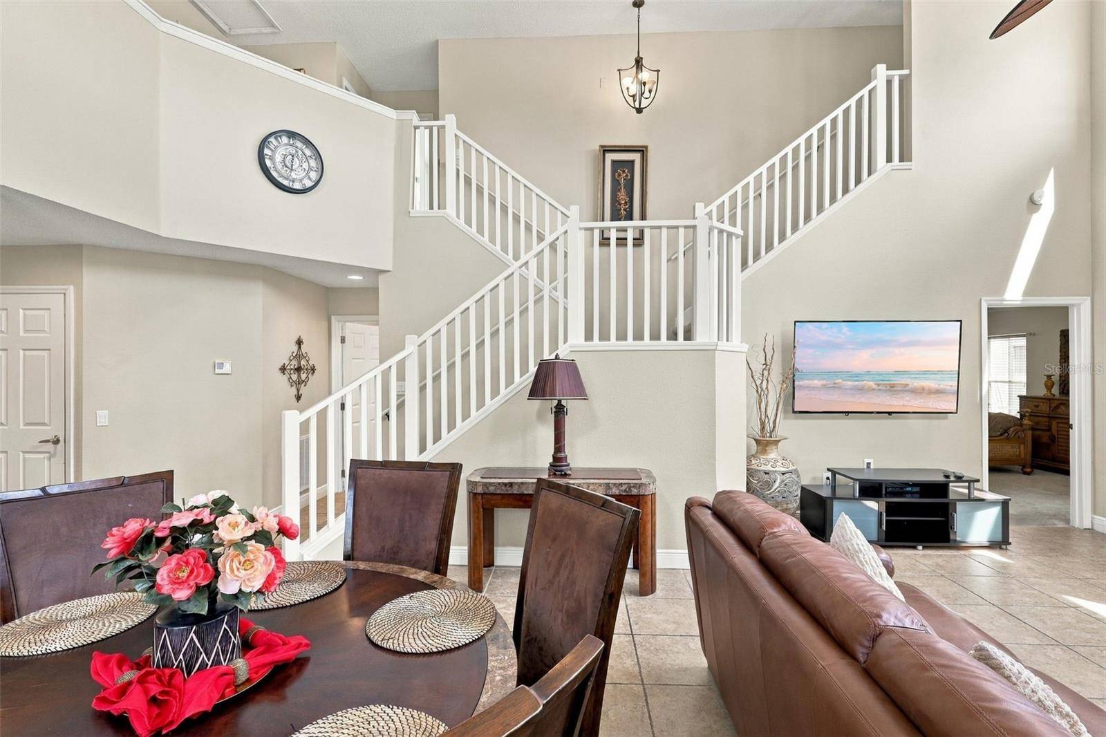 963 LAKE BERKLEY DR, Kissimmee, FL 34746