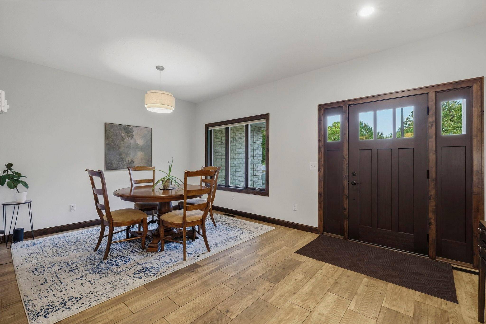 2580 Brinkhaus ST, Chaska, MN 55318
