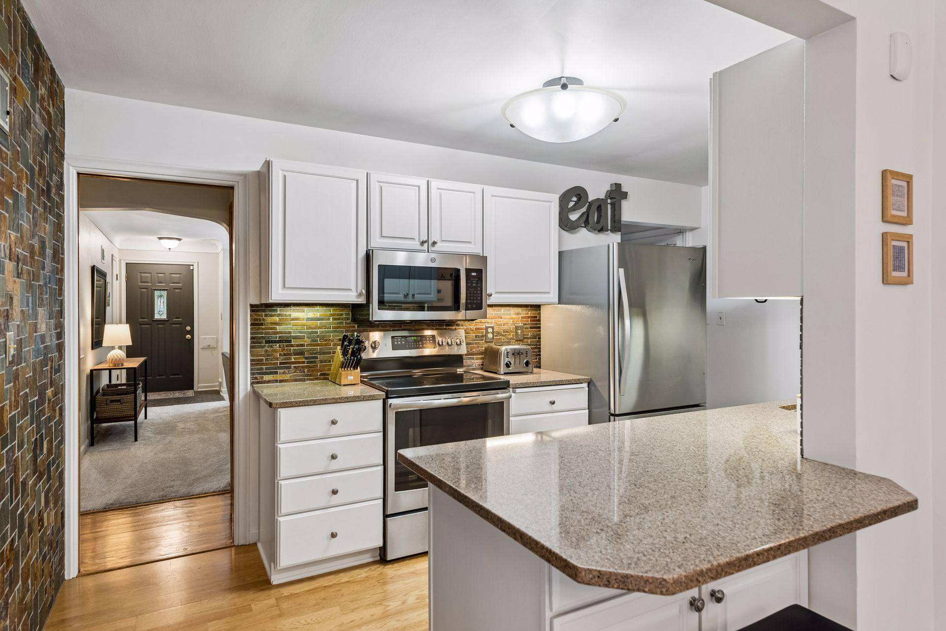 4000 Abbott AVE S, Minneapolis, MN 55410