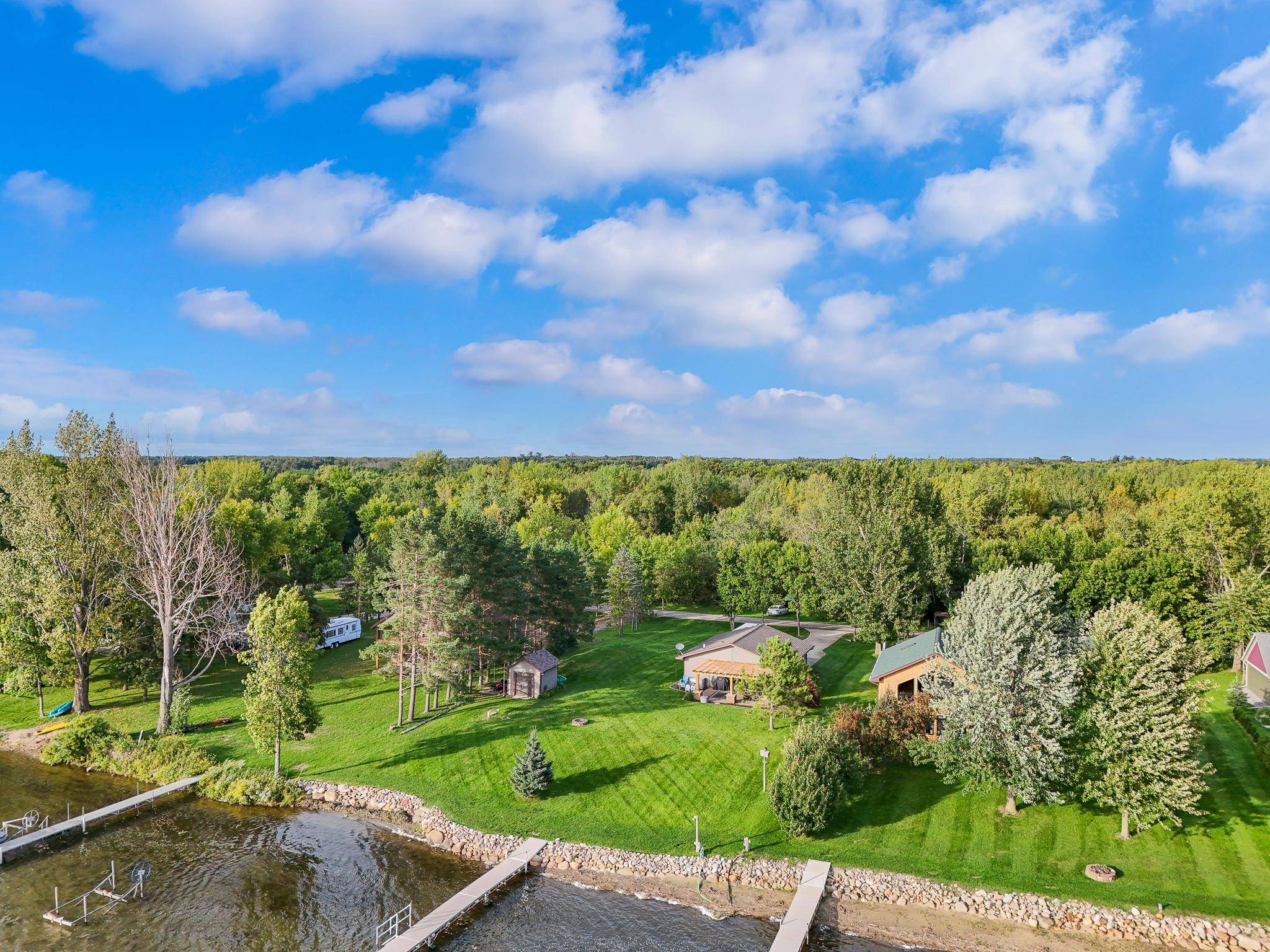 45531 Whispering Sands Ln, Perham, MN 56573