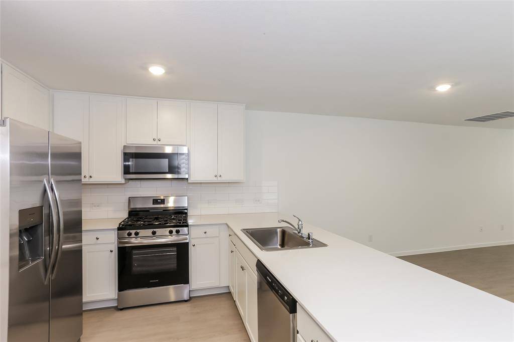 15209 Rangeland Road, Haslet, TX 76052