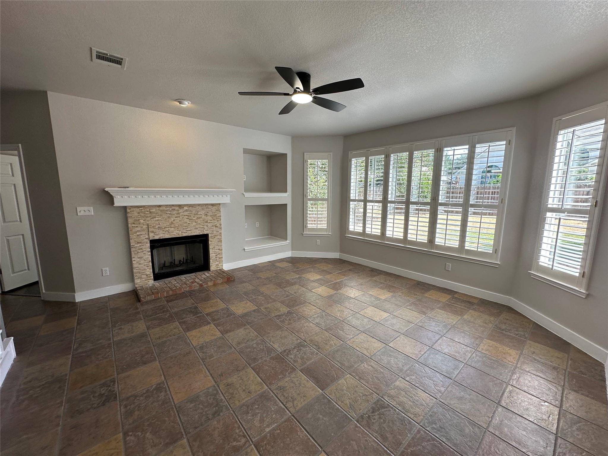1507 Shady Hillside PASS, Round Rock, TX 78665