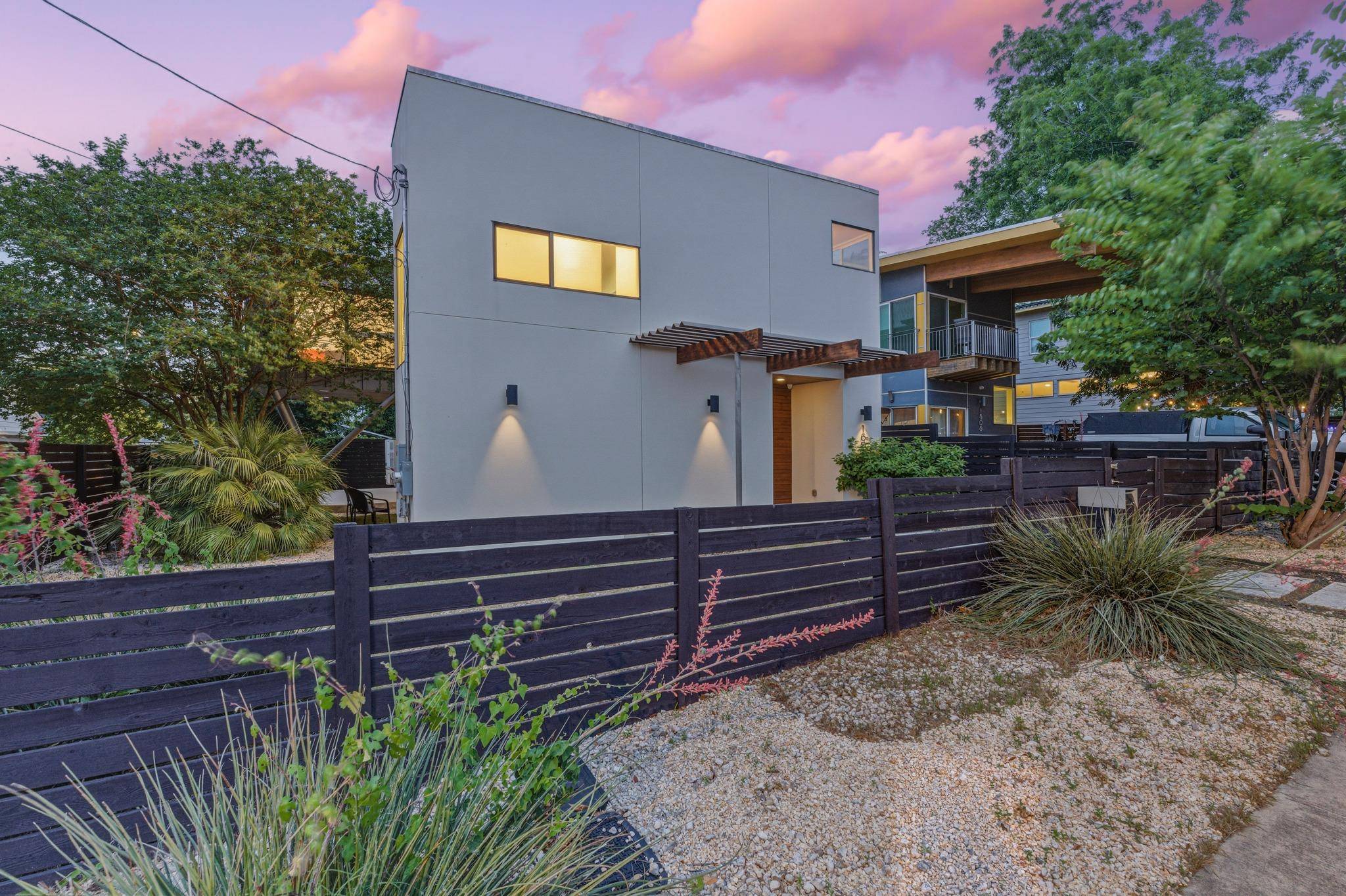 1606 Salina ST, Austin, TX 78702