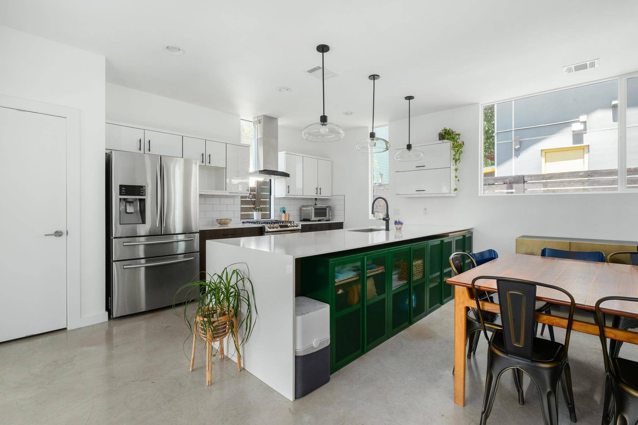 1606 Salina ST, Austin, TX 78702