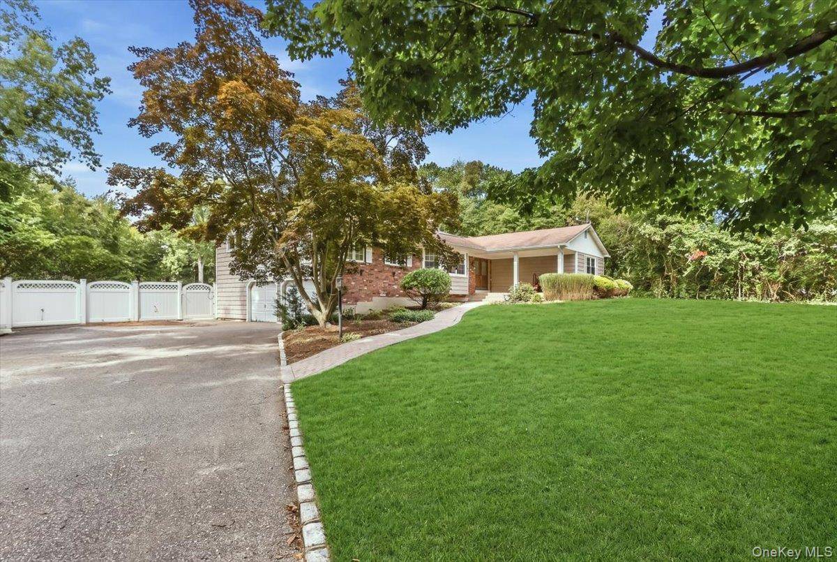 274 Marlin ST, Dix Hills, NY 11746