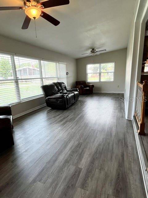 1513 PLEASANT ST, Tavares, FL 32778