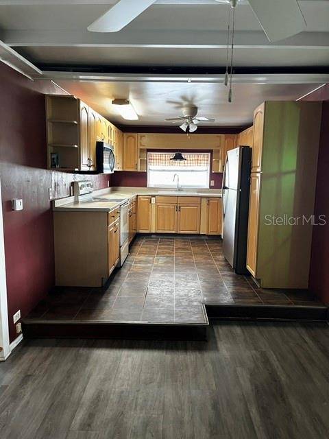 1513 PLEASANT ST, Tavares, FL 32778