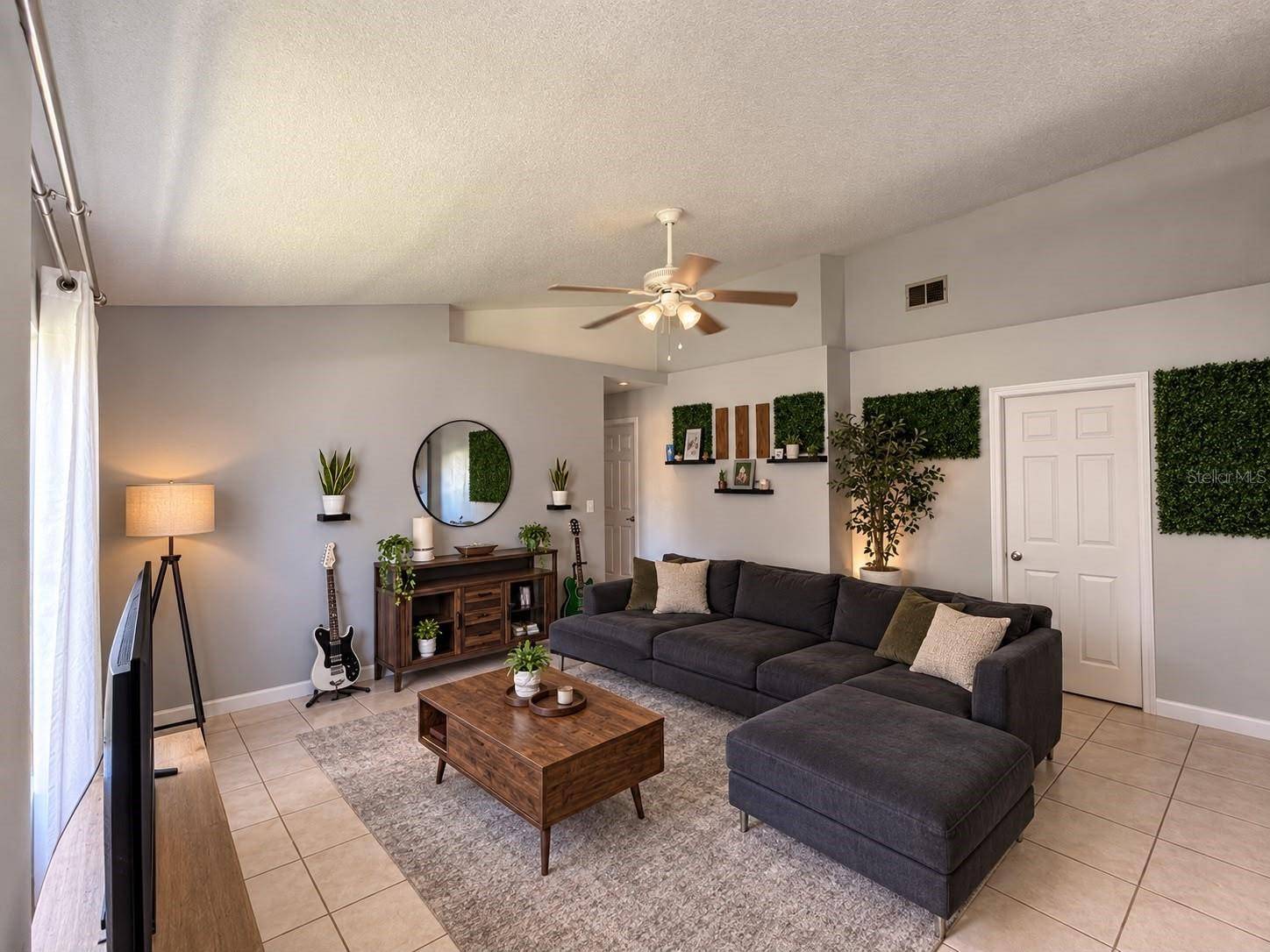 520 E MAGNOLIA AVE, Longwood, FL 32750
