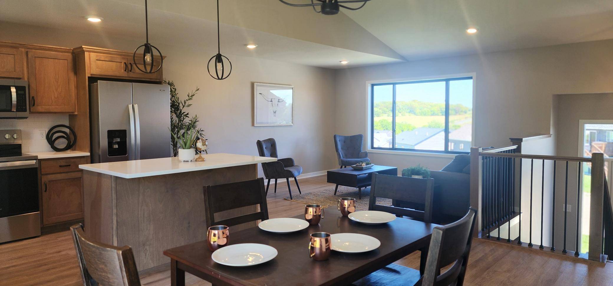 610 Mulligan DR, Zumbrota, MN 55992