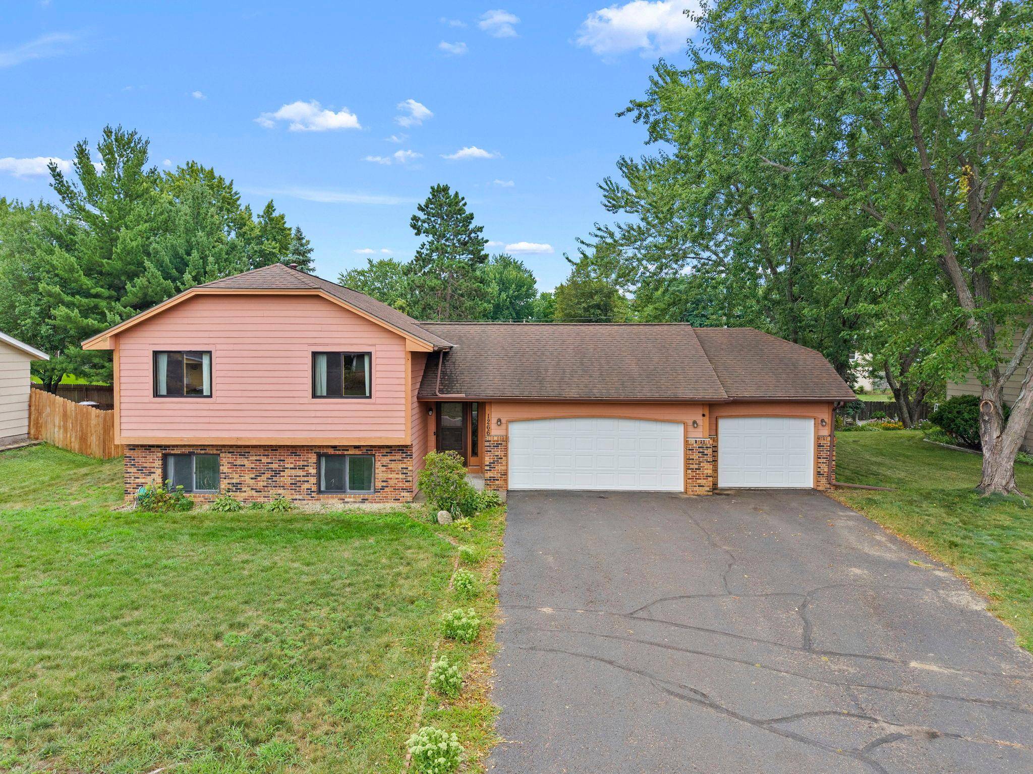 1266 129th LN NE, Blaine, MN 55434