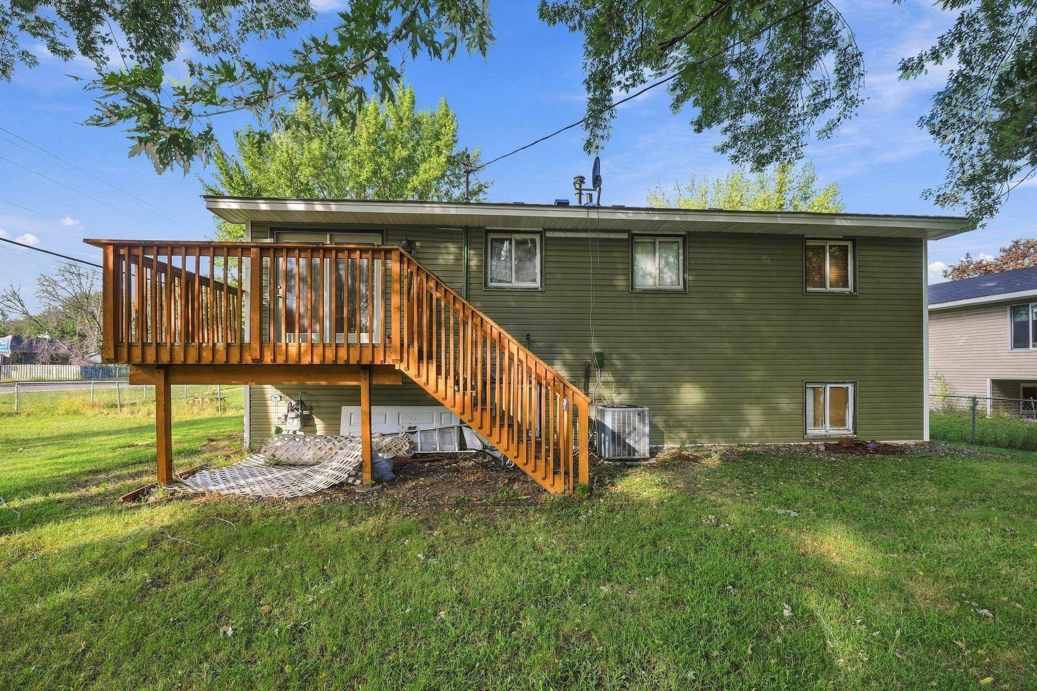 6900 Brunswick AVE N, Brooklyn Park, MN 55429