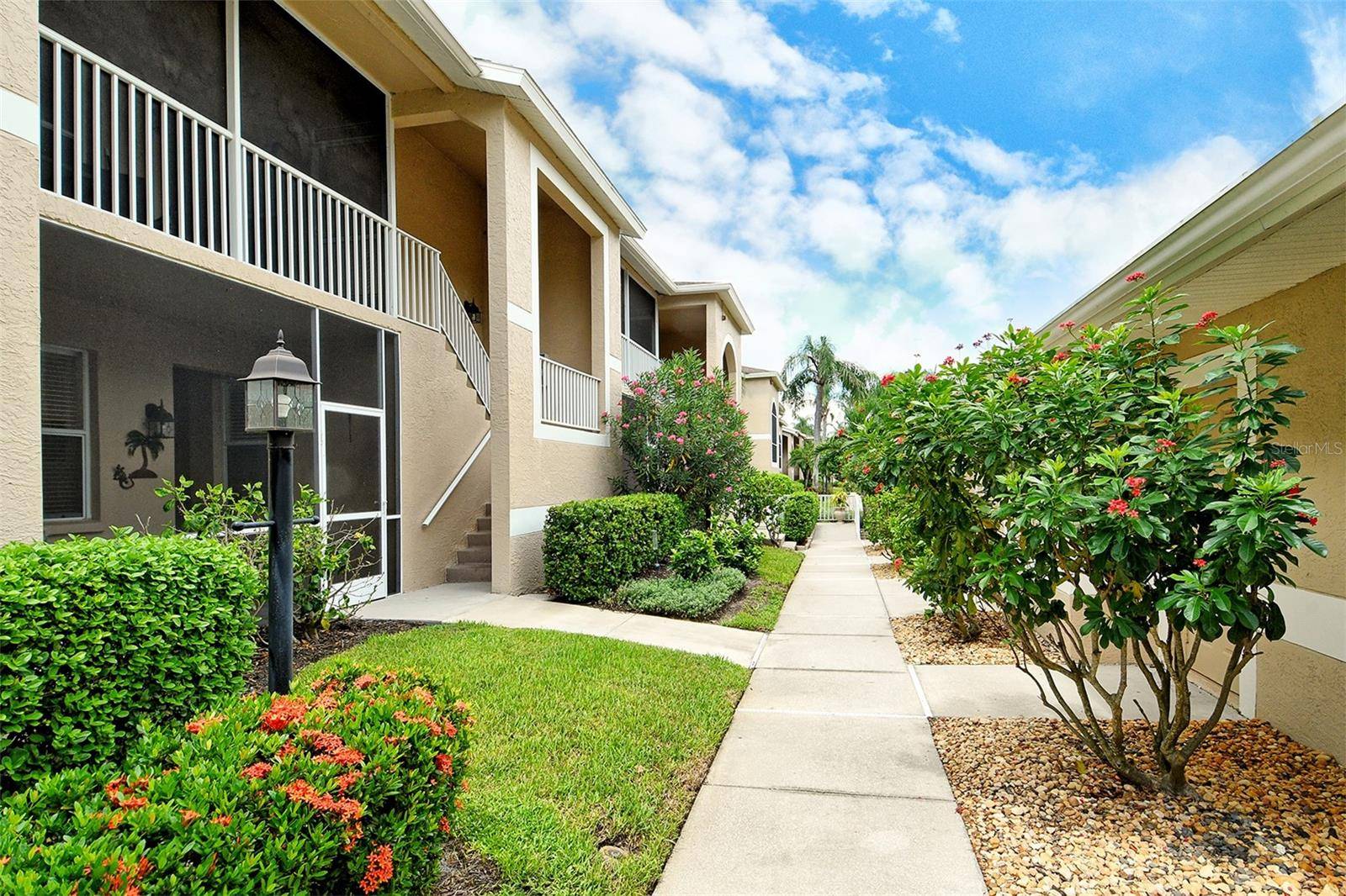 5240 HYLAND HILLS AVE #1415, Sarasota, FL 34241