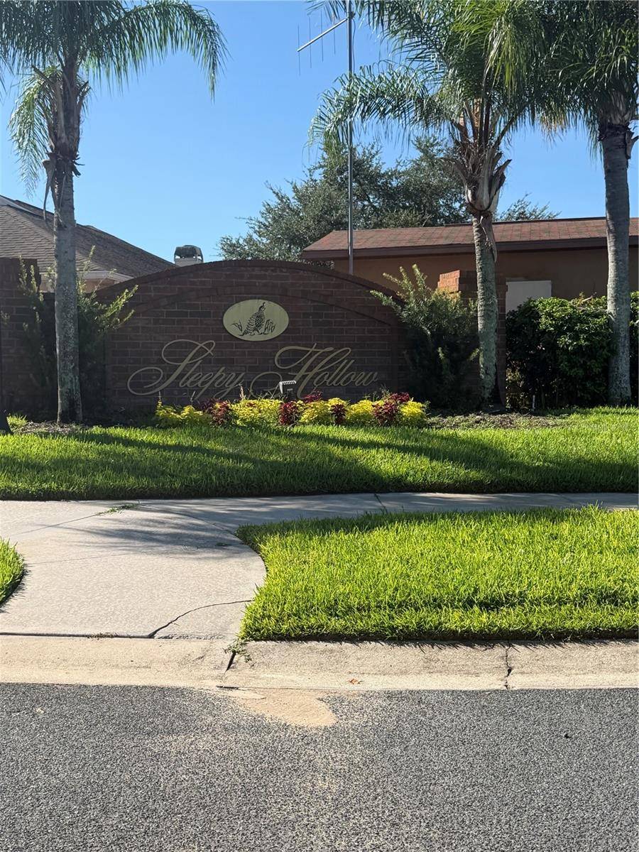 2721 ATHENS DR, Leesburg, FL 34748