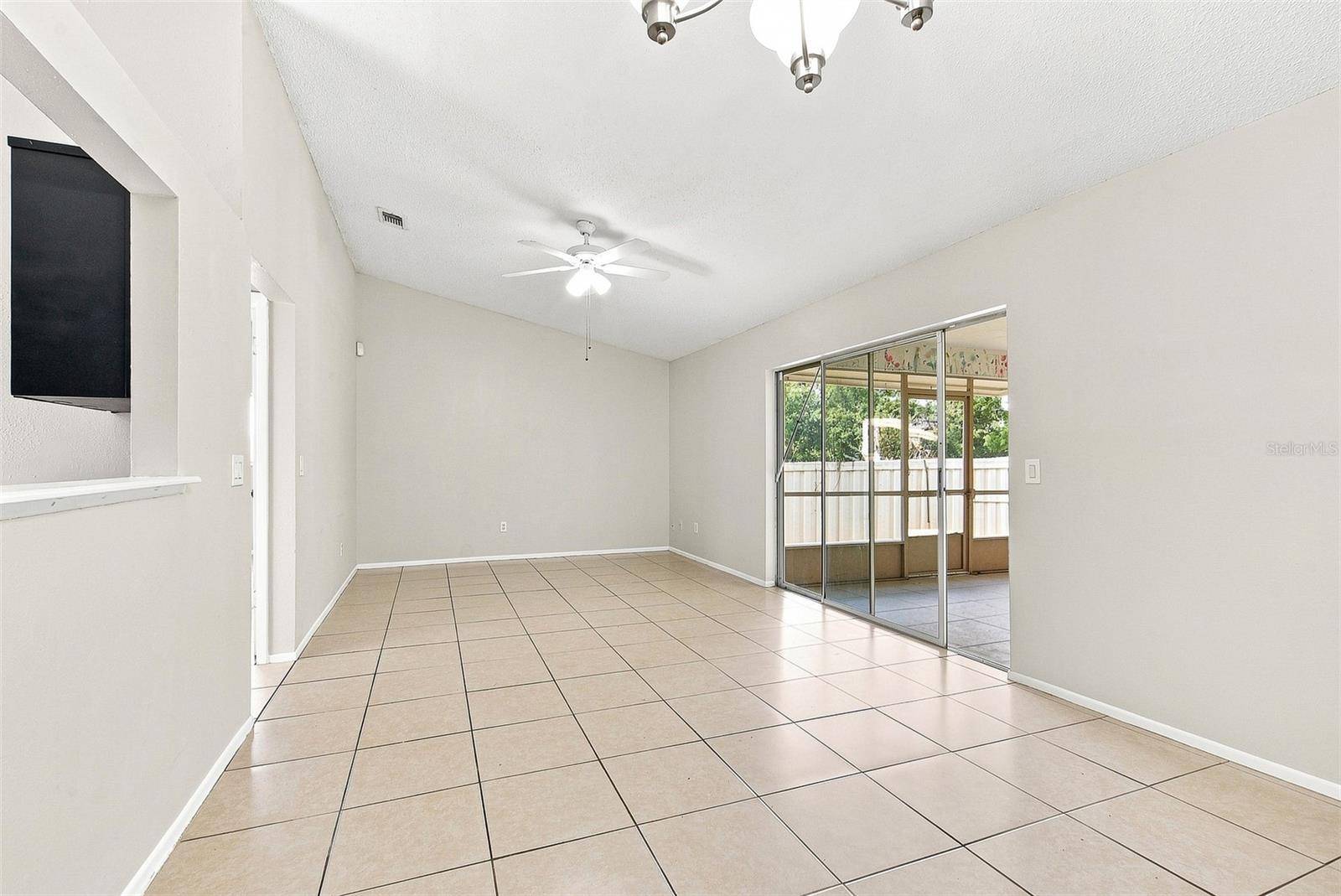 7720 LAKESIDE WOODS DR, Orlando, FL 32810
