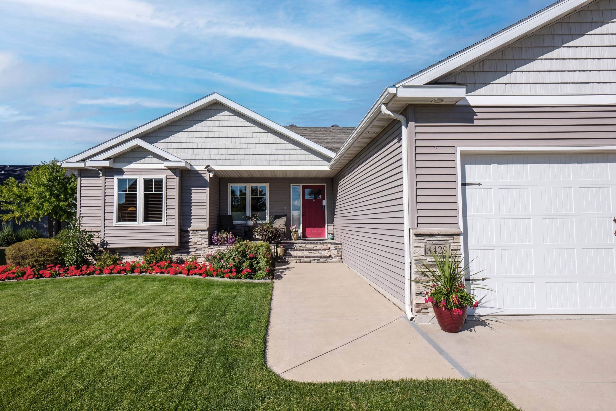 3429 55th ST S, Fargo, ND 58104