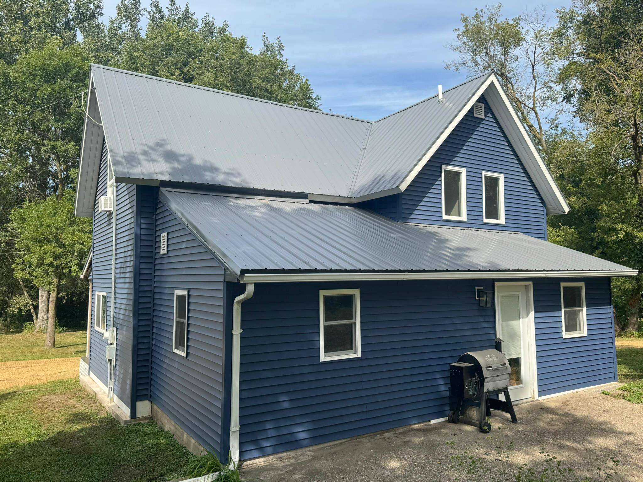 47324 355th AVE, Kasota, MN 56050