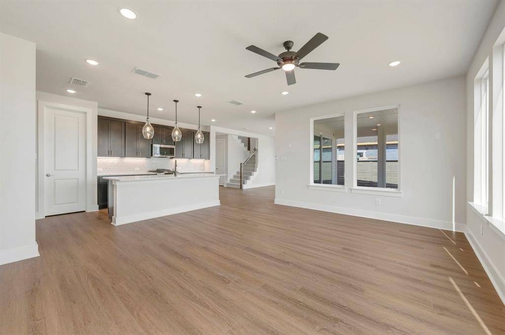 8013 Autumn Sage Trail, Denton, TX 76207
