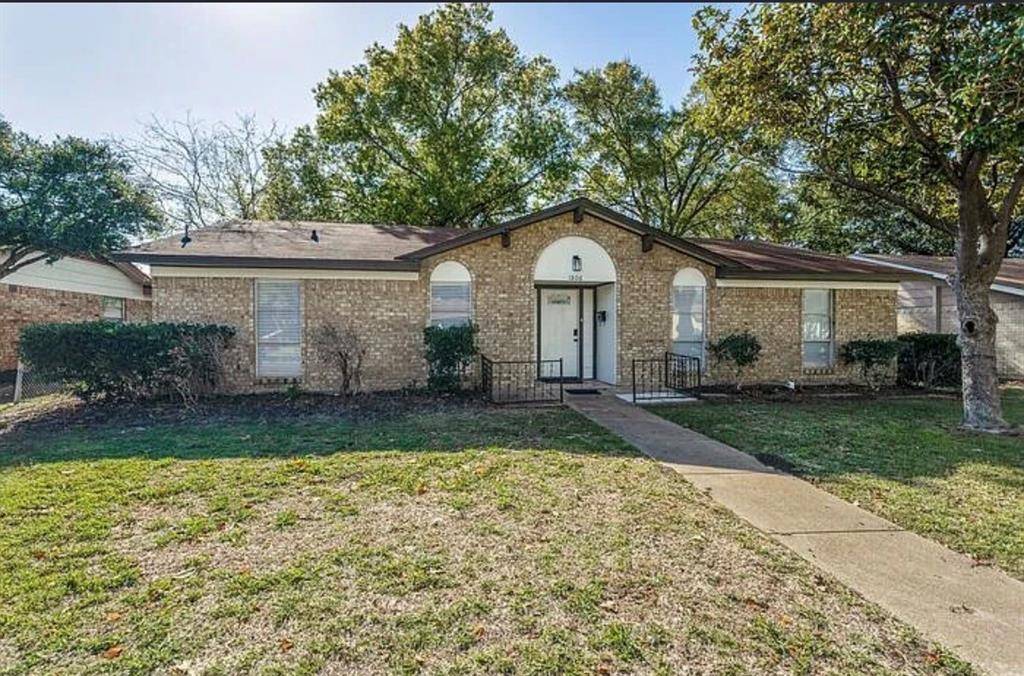 1606 Travis Street, Garland, TX 75042