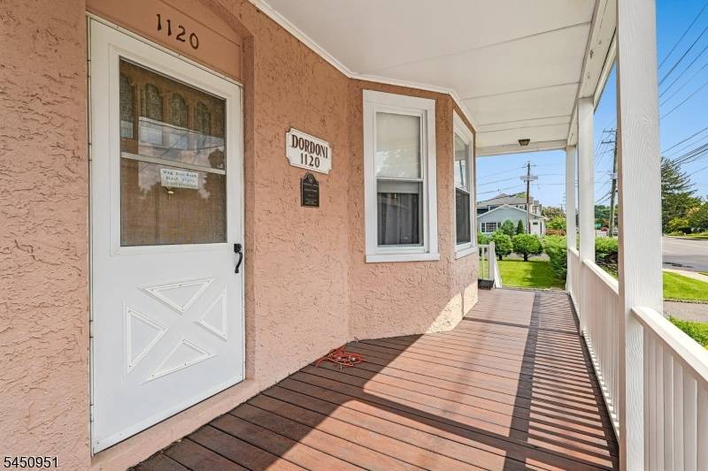 1120 Madison Hill Rd, Clark Twp., NJ 07066