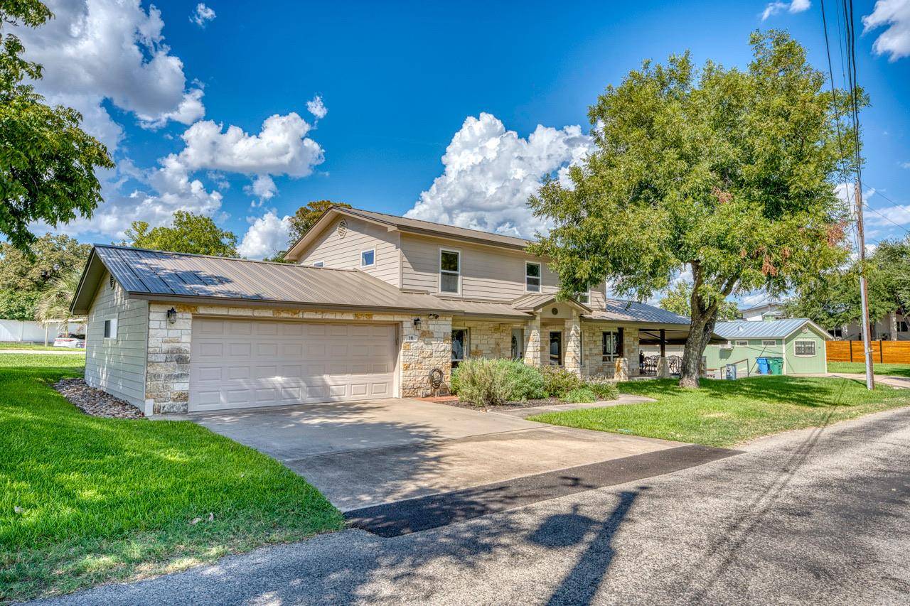 301 Princess LN, Sunrise Beach, TX 78643