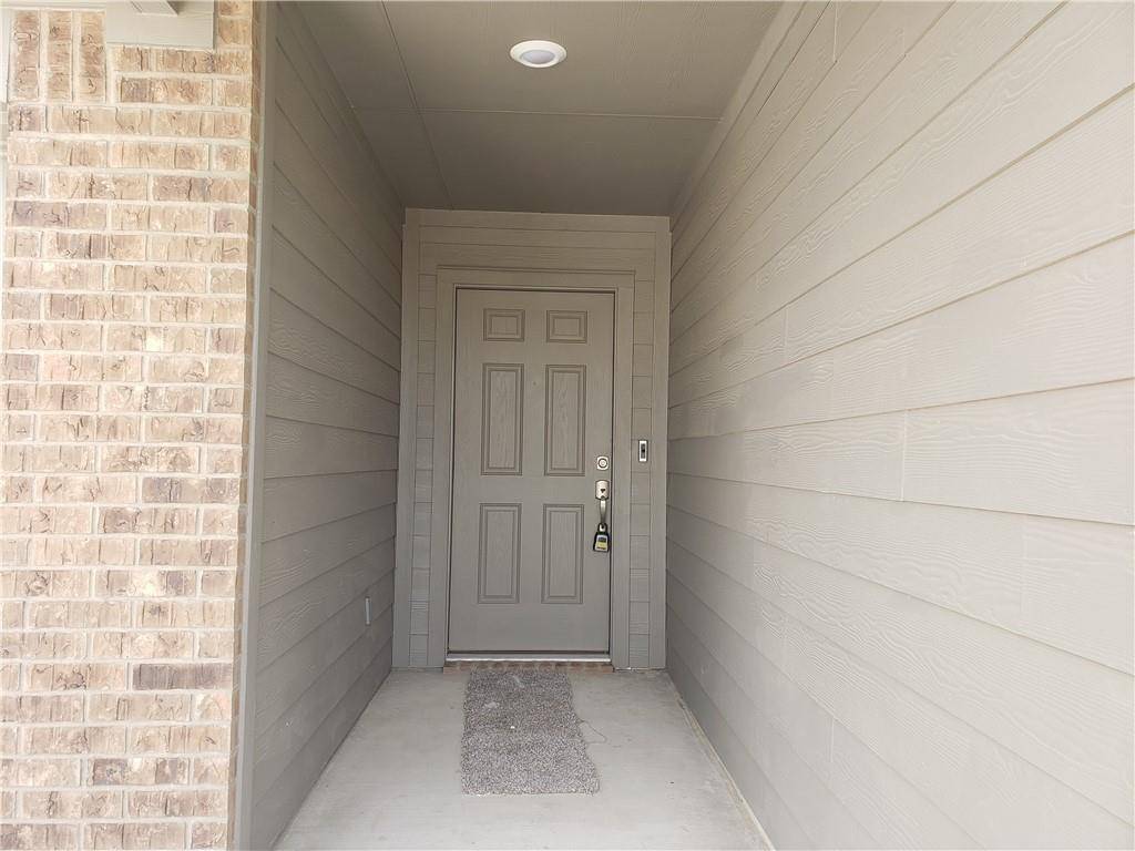 109 Red Buckeye ST, Hutto, TX 78634