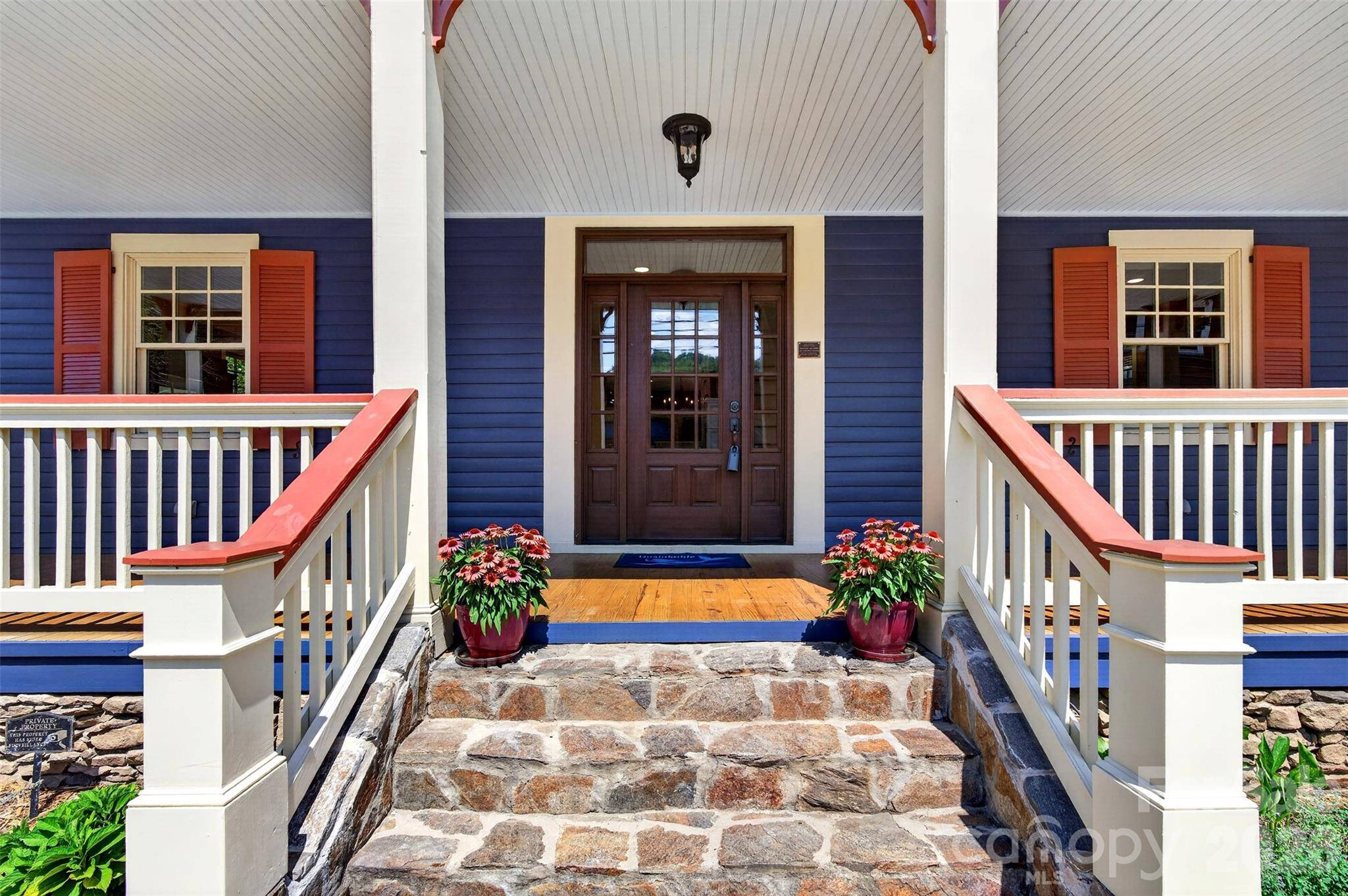 39 S Main ST, Marshall, NC 28753