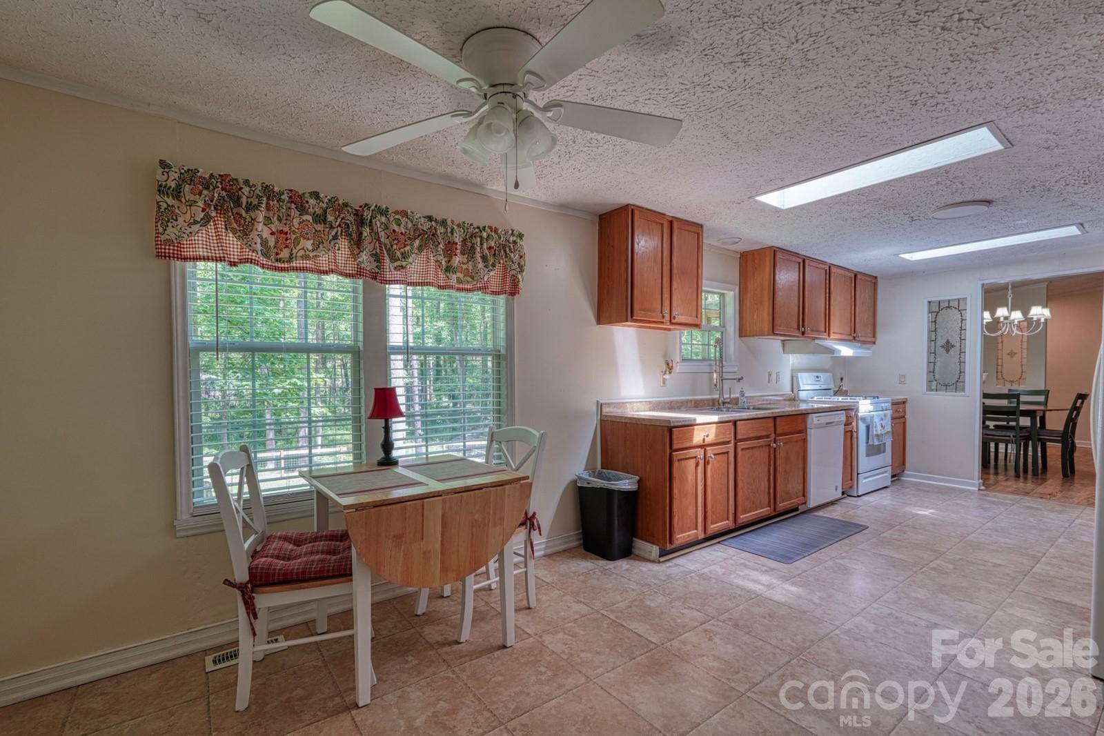 123 Little Rock WAY, Mill Spring, NC 28756