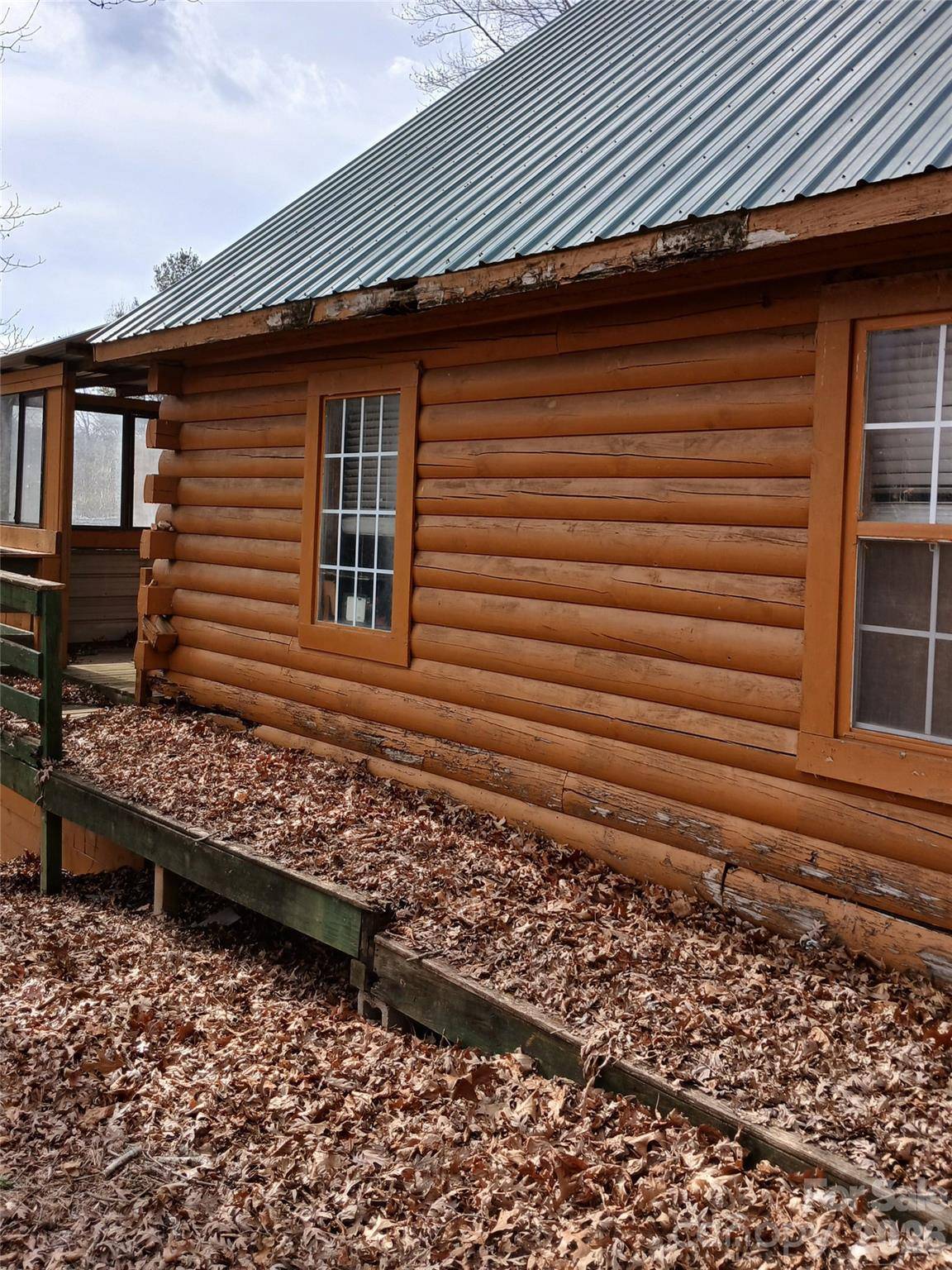 67 Mistletoe RDG, Waynesville, NC 28786