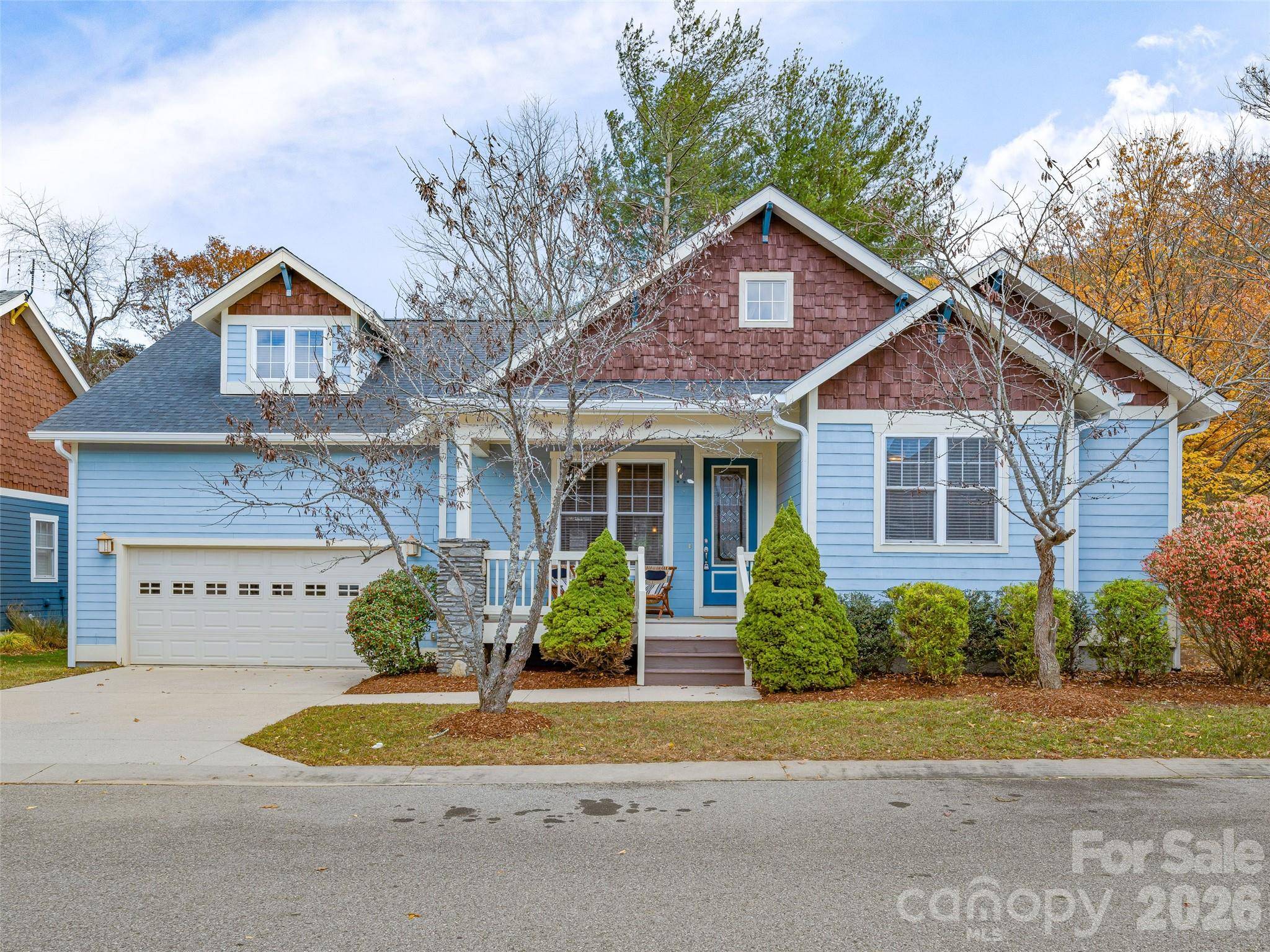 1 Craftsman CIR, Asheville, NC 28805
