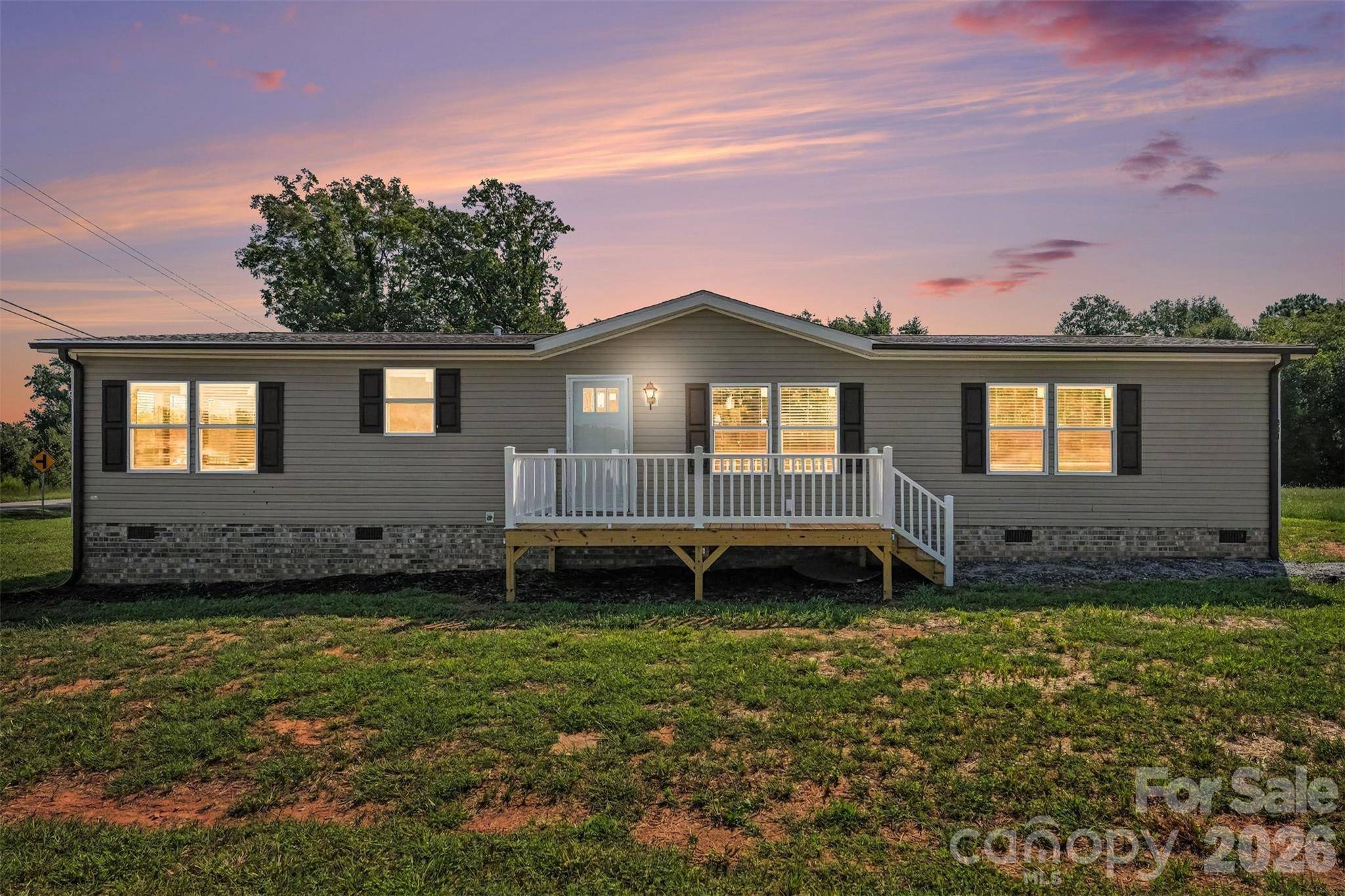 801 EagleView LN, Lawndale, NC 28090