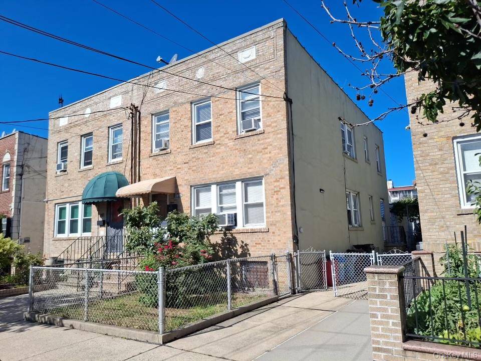 21-23 29th AVE, Astoria, NY 11102