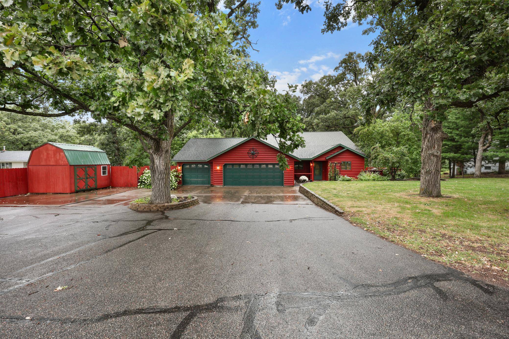 818 N Oak ST, Royalton, MN 56373