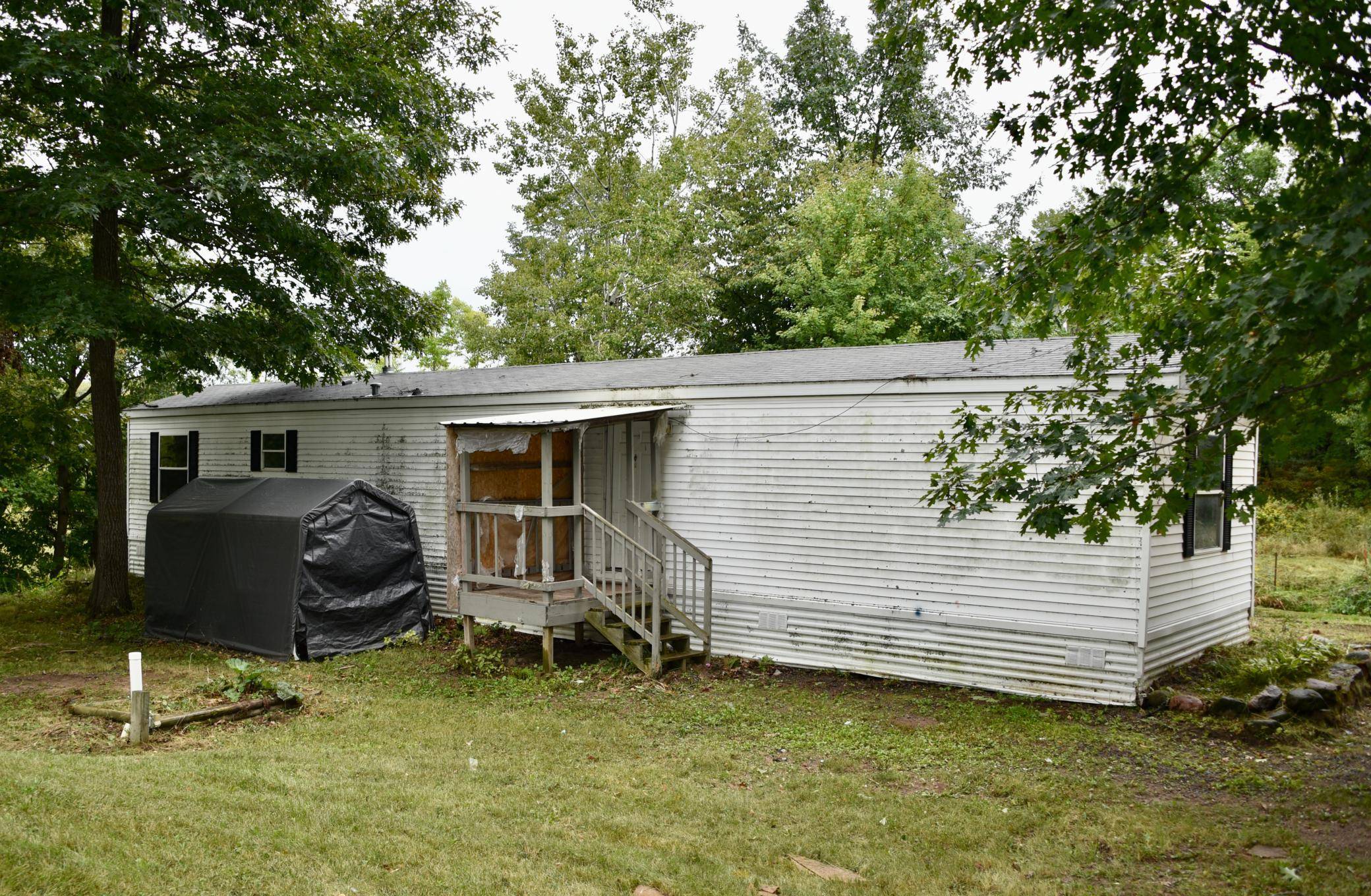 2464 Sherwood ST, Brook Park, MN 55007