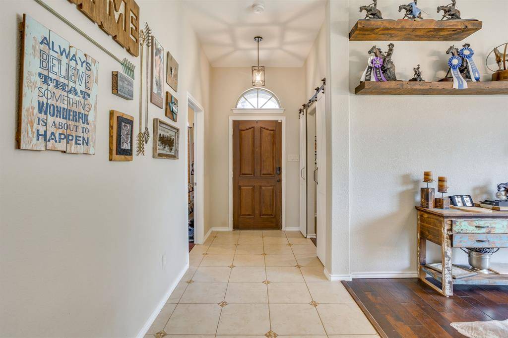 1609 Serenity Lane, Weatherford, TX 76087