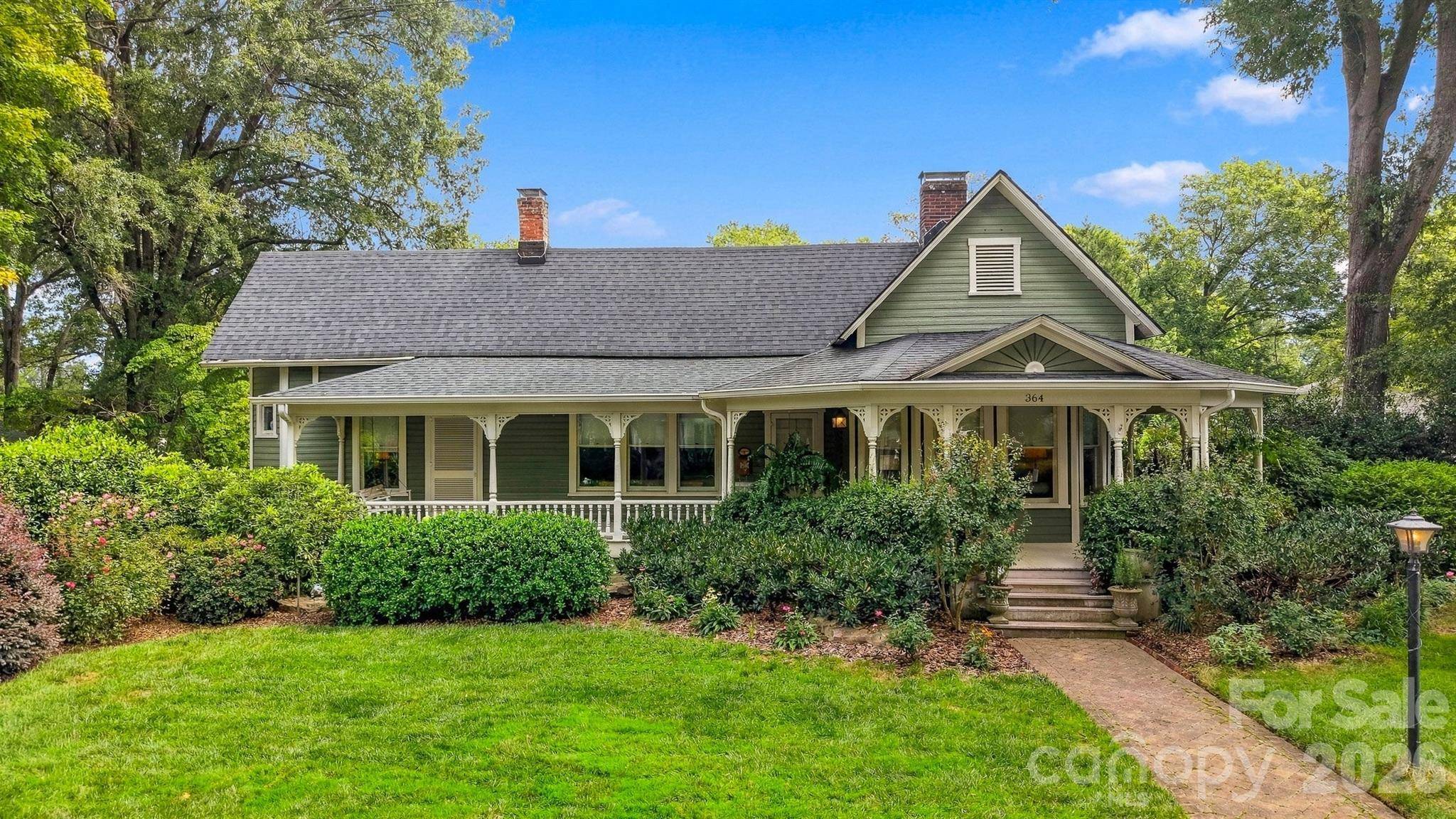 364 6th ST NW, Hickory, NC 28601