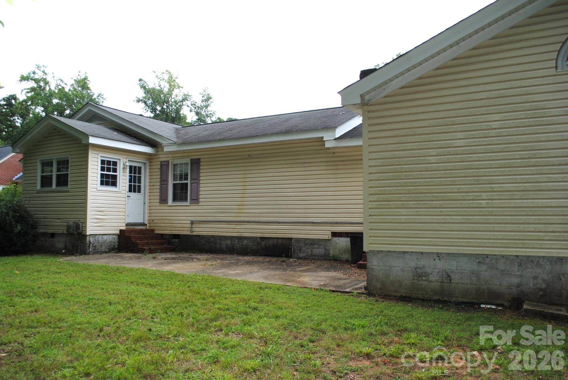 636 Statesville BLVD, Salisbury, NC 28144