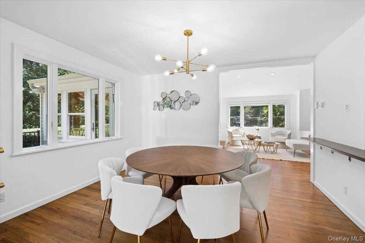268 Broadfield RD, New Rochelle, NY 10804