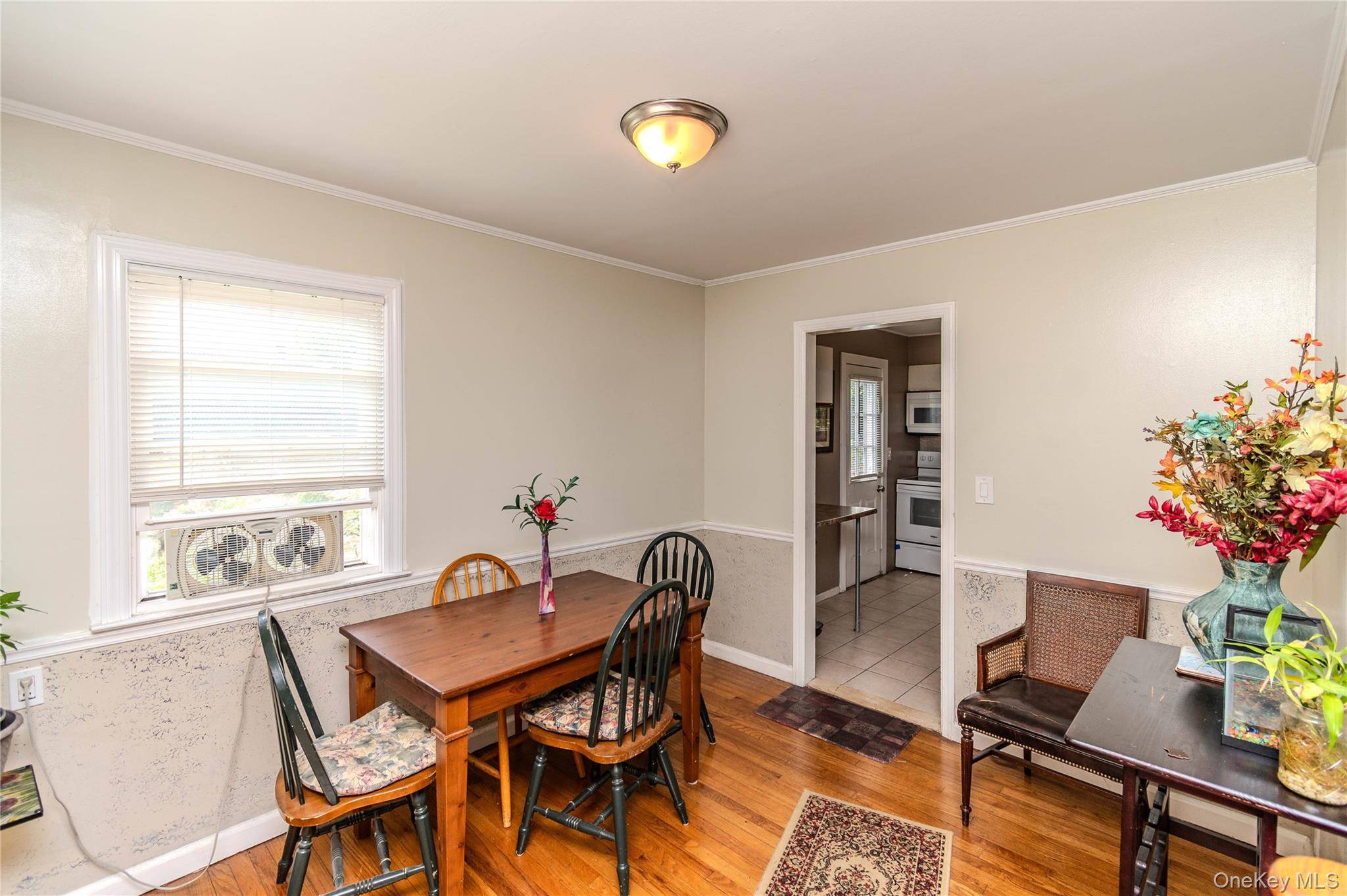 5 N Perkins AVE, Elmsford, NY 10523