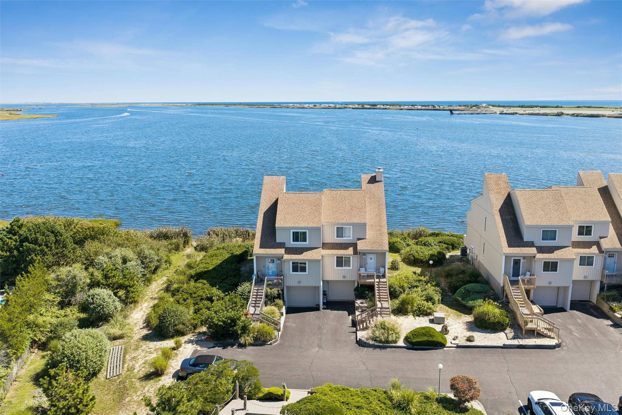 14 Waters Edge, Shirley, NY 11967