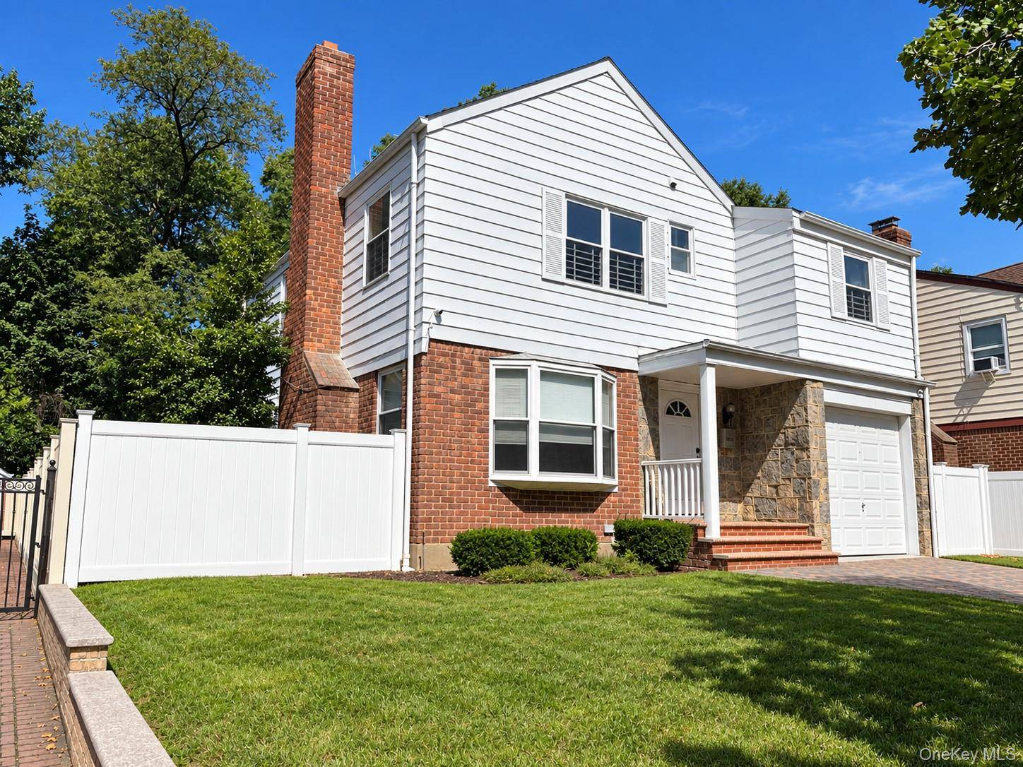 21757 77th AVE, Oakland Gardens, NY 11364