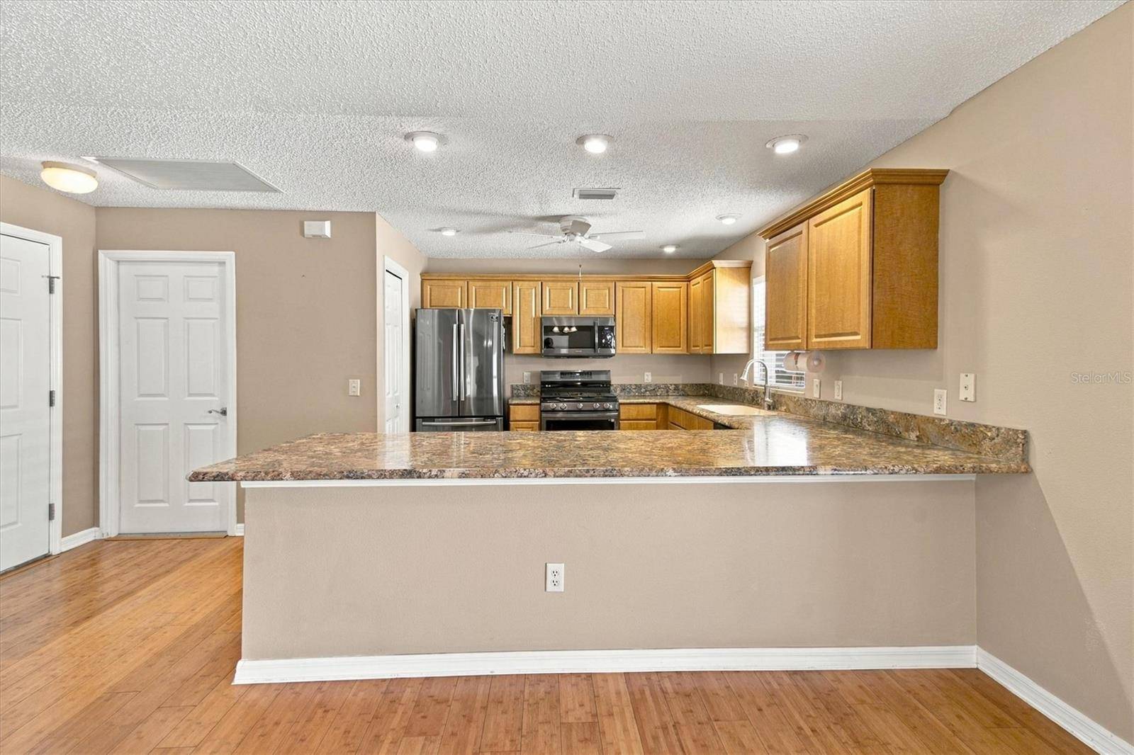 1075 BURNETTOWN PL, The Villages, FL 32162