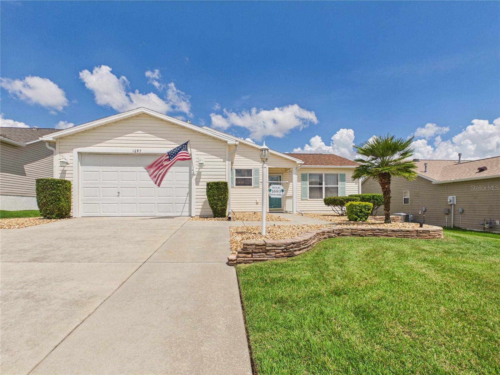 1693 BANBERRY RUN, The Villages, FL 32162