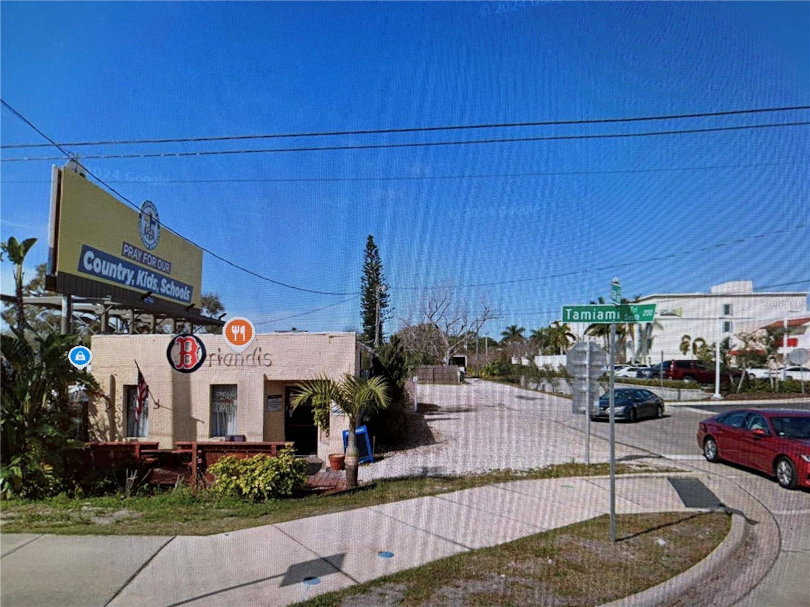 202 TAMIAMI TRL S, Nokomis, FL 34275