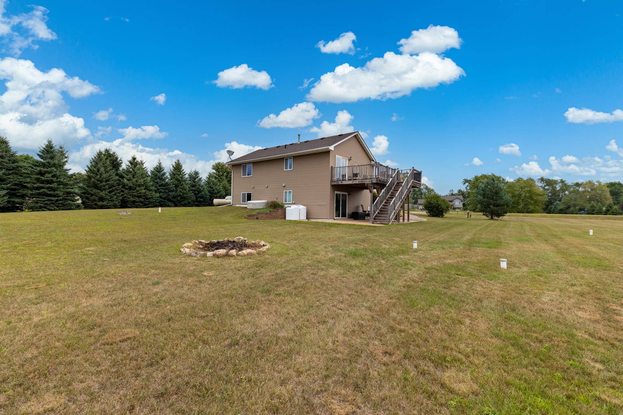 926 189th AVE, New Richmond, WI 54017