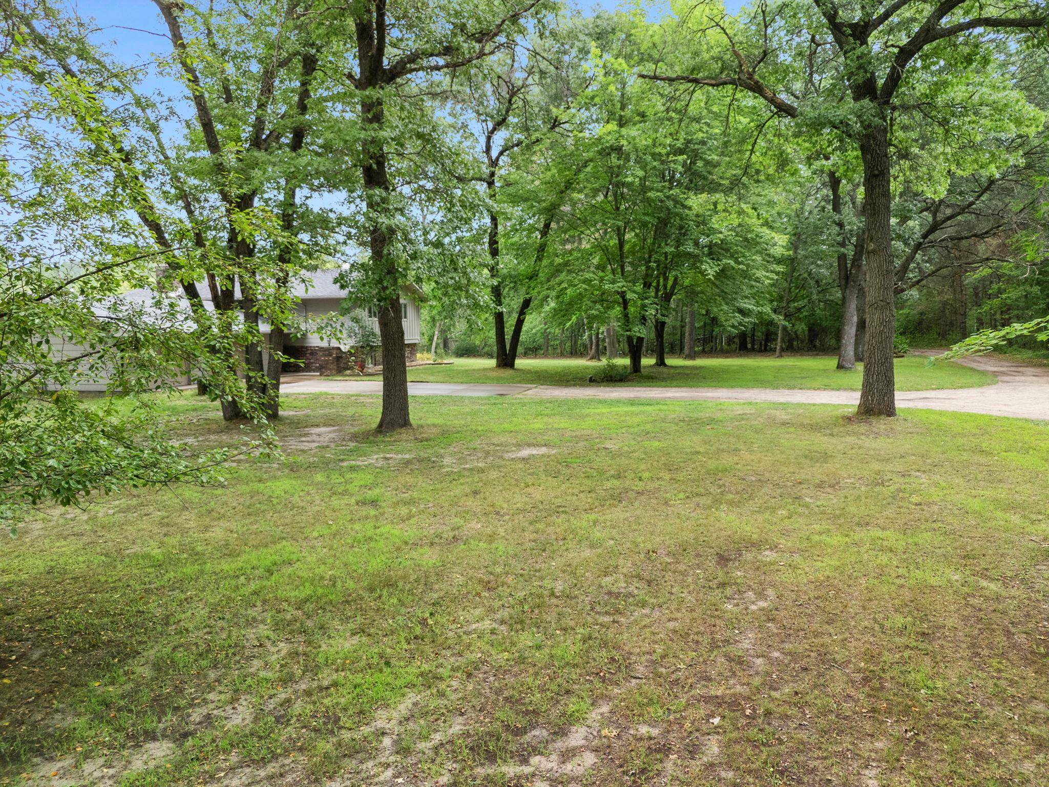 569 327th AVE NE, Cambridge, MN 55008